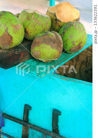 Coconut juice water traditional cart Coconut juice water traditional cart 133622391