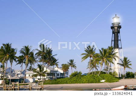 Florida Pompano Beach Lighthouse palm trees Florida Pompano Beach Lighthouse palm trees 133624041
