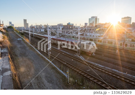【東海道本線】早朝の東京へ向かうサンライズ瀬戸・出雲 133629029