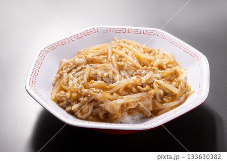もやしと豚肉のあんかけ丼 133630382