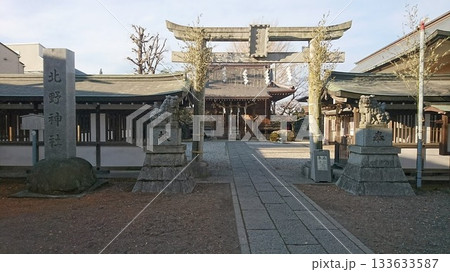 練馬区東大泉に鎮座する北野神社の鳥居 133633587