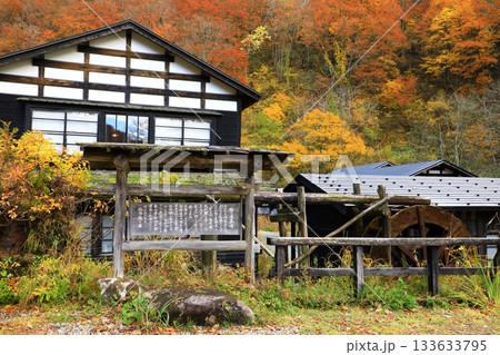 秋田県　紅葉の乳頭温泉郷 133633795