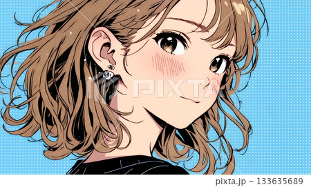 頬を赤らめて、照れ笑いする若い女性