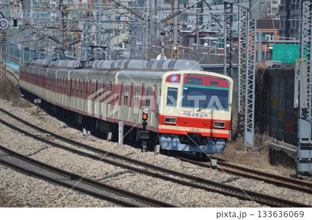 韓国首都圏電鉄1号線の走る風景 133636069