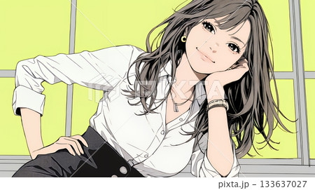 得意げな表情を浮かべている若い女性