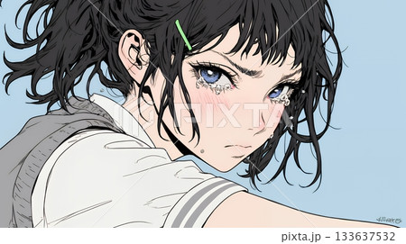 涙ぐむ制服姿の女子高生