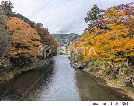 御岳渓流(名水百選)の紅葉 御岳渓流(名水百選)の紅葉 133638643
