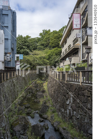 東京都北区音無親水公園の風景 JR王子駅北口前 東京都北区音無親水公園の風景 JR王子駅北口前 133640910