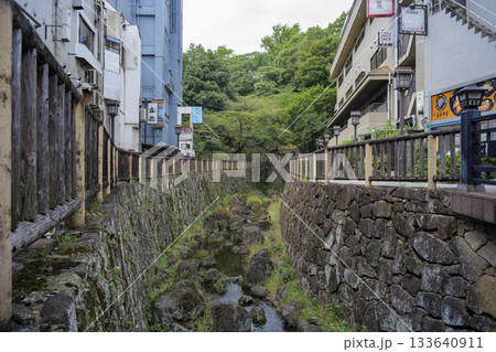 東京都北区音無親水公園の風景　JR王子駅北口前 133640911