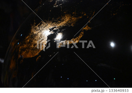 輪島塗大型地球儀「夜の地球 Earth at Night」 輪島塗大型地球儀「夜の地球 Earth at Night」 133640933