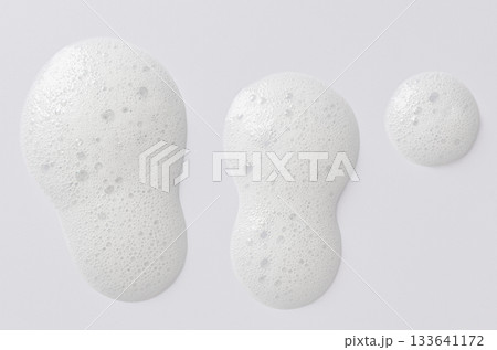 Mousse conditioner for hair with hyaluronic acid and collagen. 133641172