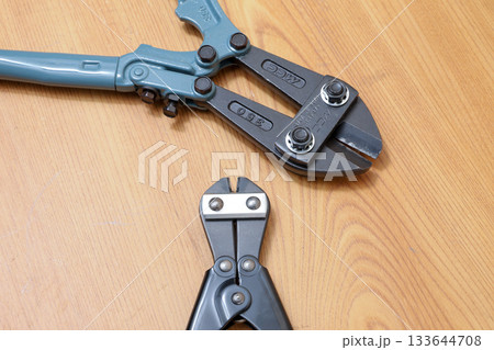工具, 道具, 用具, DIY, ワイヤークリッパー, ネジ, ナット, ボルト、クリッパー、鉄鋼 工具, 道具, 用具, DIY, ワイヤークリッパー, ネジ, ナット, ボルト、クリッパー、鉄鋼 133644708