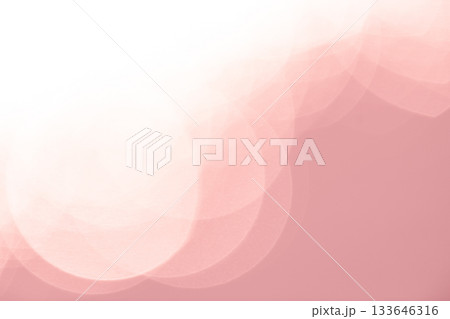 ピンク色の玉ボケ ピンク色の玉ボケ 133646316