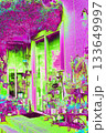 花や緑のある入口　（加工） 133649997