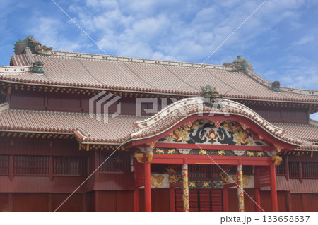 沖縄・首里城の歴史と美を伝える伝統建築写真素材 沖縄・首里城の歴史と美を伝える伝統建築写真素材 133658637
