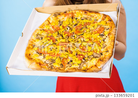Big fresh pizza in box, junk food 133659201