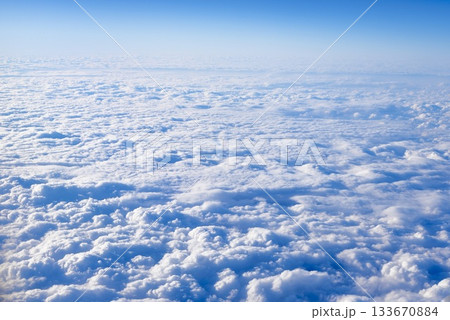 飛行機から見た風景 133670884
