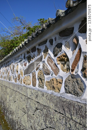 五色塀（草場小路・長崎県大村市） 133670975