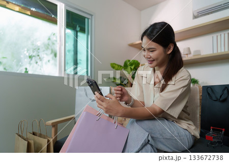 Engaging with Mobile Shopping and Cat Engaging with Mobile Shopping and Cat 133672738