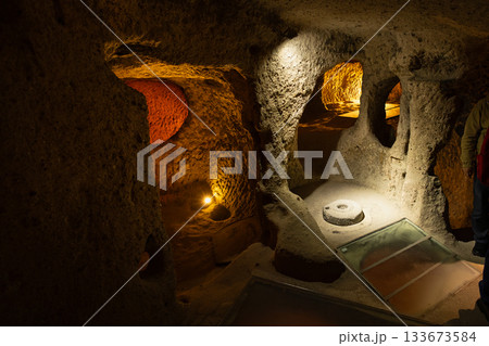 トルコのカイマクル地下都市 トルコのカイマクル地下都市 133673584