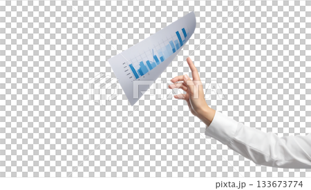 一幅商業場景的概念圖，圖中一手伸向漂浮在空中的財務報告。 133673774