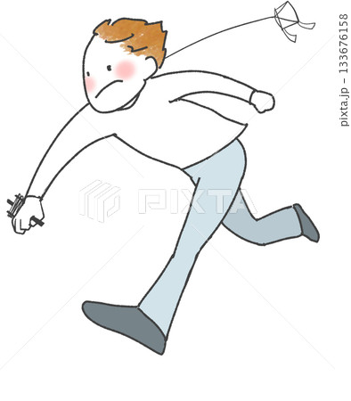 思い切り走って凧をあげる少年 思い切り走って凧をあげる少年 133676158