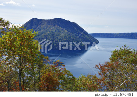 晩秋の裏摩周湖 晩秋の裏摩周湖 133676481