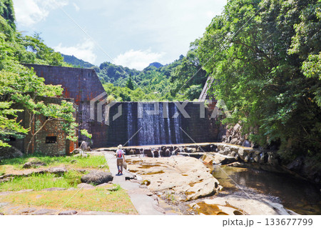 福岡県添田町の深倉峡入口にある深倉第1号砂防堰堤 福岡県添田町の深倉峡入口にある深倉第1号砂防堰堤 133677799