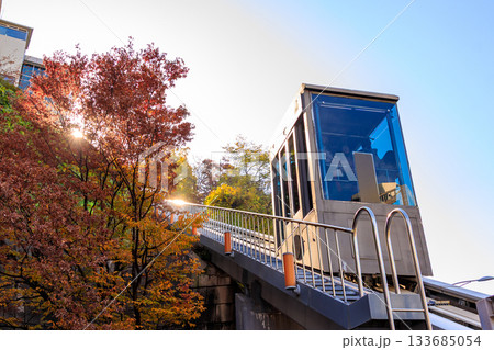 無料で乗れる路面エレベーター　南山オルミ 133685054