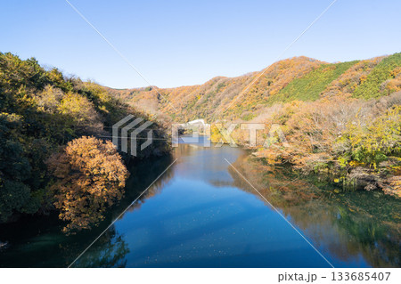 寄居橋から見た荒川（寄居町） 133685407