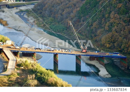 リニア中央新幹線・第一木曽川橋梁の工事風景　2025年秋の記録 133687834