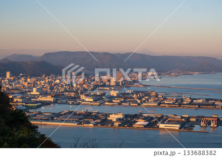 日本の香川県高松市屋島のとても美しい秋の風景 133688382