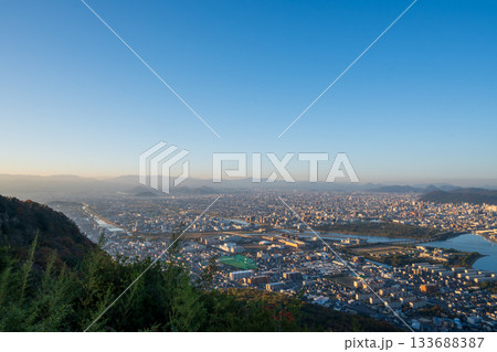 日本の香川県高松市屋島のとても美しい秋の風景 133688387