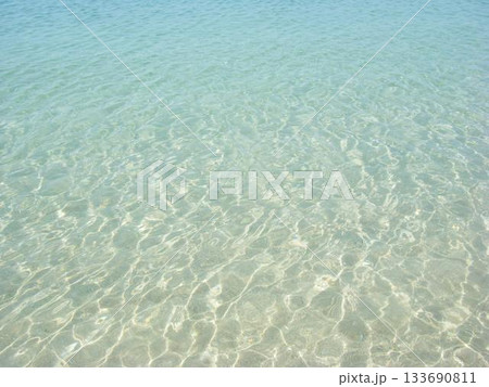 透明な海 133690811