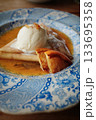 フランスのヴィンテージ食器とガレット 133695358