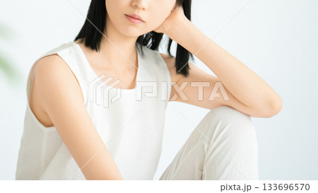 若い女性の美容イメージ 若い女性の美容イメージ 133696570