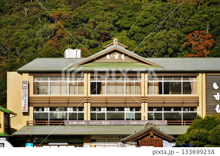 出雲大社隣接の観光センターいずもの風景 133699238