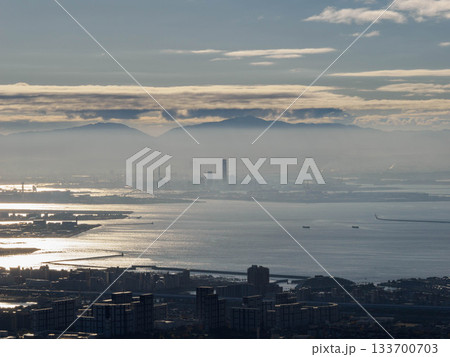 神戸、六甲山の風吹岩からの絶景 133700703