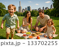 Family Picnic in City Park Family Picnic in City Park 133702255