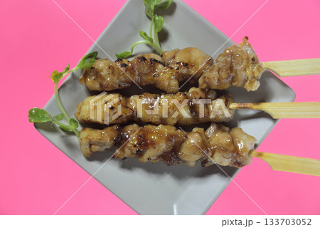 焼き鳥を俯瞰 焼き鳥を俯瞰 133703052