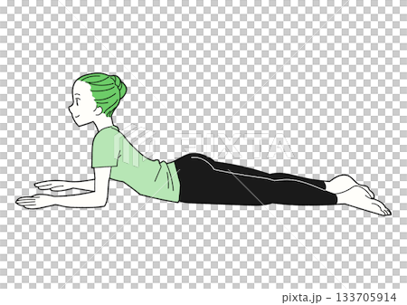 斯芬克斯式瑜珈姿勢，女子身穿綠色T卹 133705914