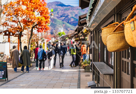 松本市　縄手通り　秋景 133707721