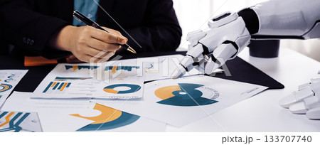 Human and Robot Collaboration in Business Settings with Data Analysis, Charts, and Advanced Technology for Improving Productivity and Efficiency. Noogenesis 133707740