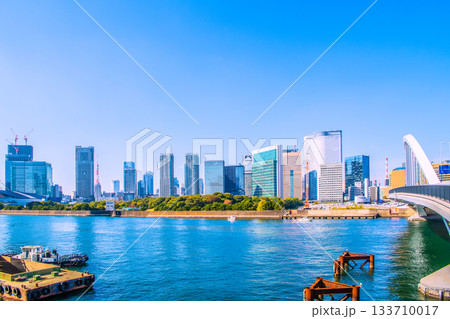 日本の東京都市景観 汐留のビル群や六本木、麻布台、東京タワー、旧築地市場…撤去工事などを望む 日本の東京都市景観 汐留のビル群や六本木、麻布台、東京タワー、旧築地市場…撤去工事などを望む 133710017