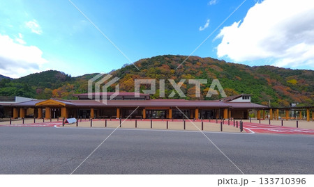 秋の津和野駅前1 秋の津和野駅前1 133710396