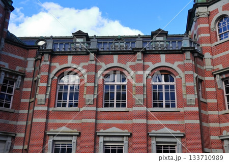 岩手銀行旧本店本館の赤レンガ　《岩手》 133710989
