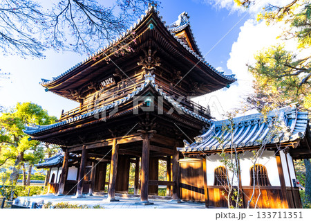 冬の建仁寺 三門・望闕楼1 京都府京都市東山区 冬の建仁寺 三門・望闕楼1 京都府京都市東山区 133711351