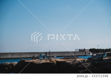 [絵島]淡路島の漁港 133711598