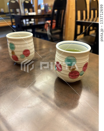 飲食店で出される湯呑 133712699