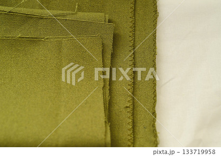 帆布の裁ち目がかりした生地 133719958